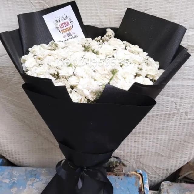 Fresh Flower White Roses Bouquet