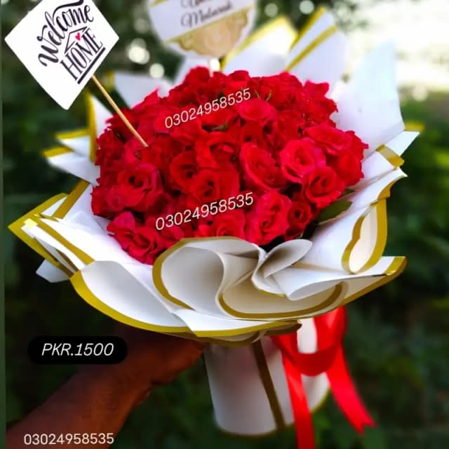 Fresh Red Roses Bouquet
