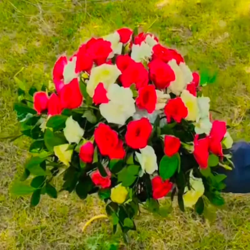 Fresh Flowers table basket