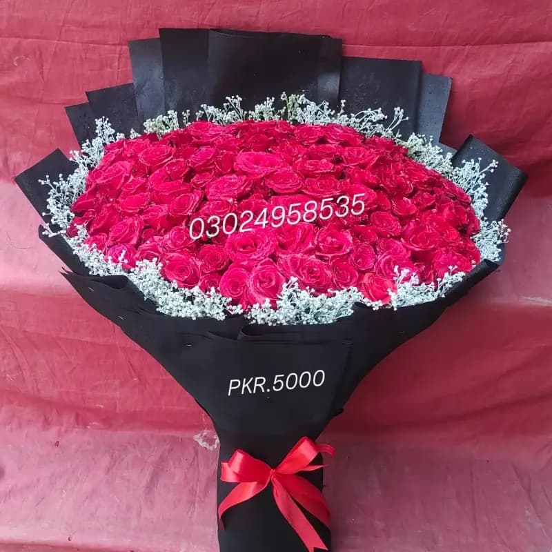 Fresh flowers red Roses bouquet